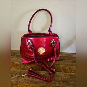 Panten leather Red 4 pocket 2 handles. Barely Used